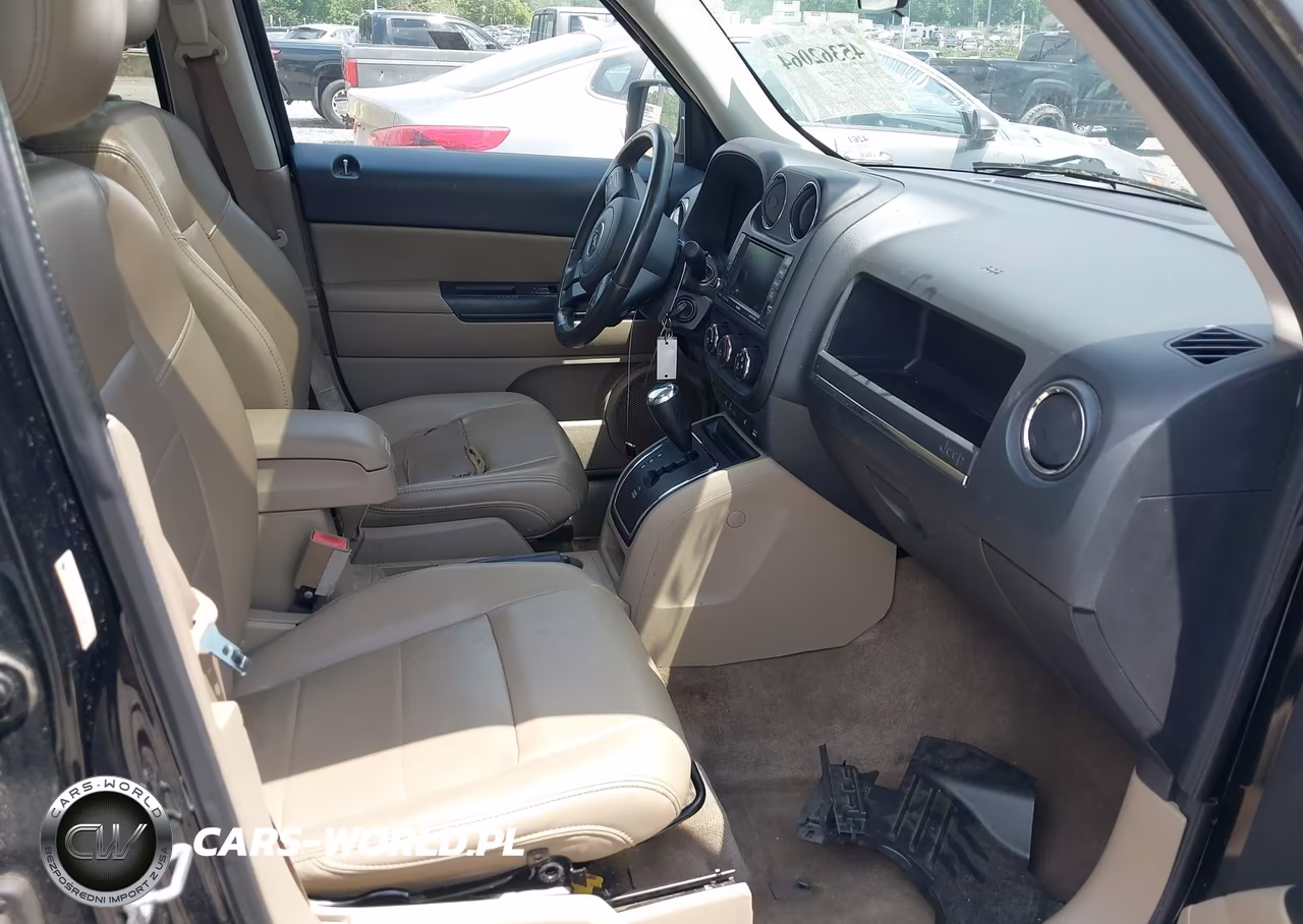 2014 Jeep Patriot High Altitude VIN:1C4NJPFA2ED662755 - 5