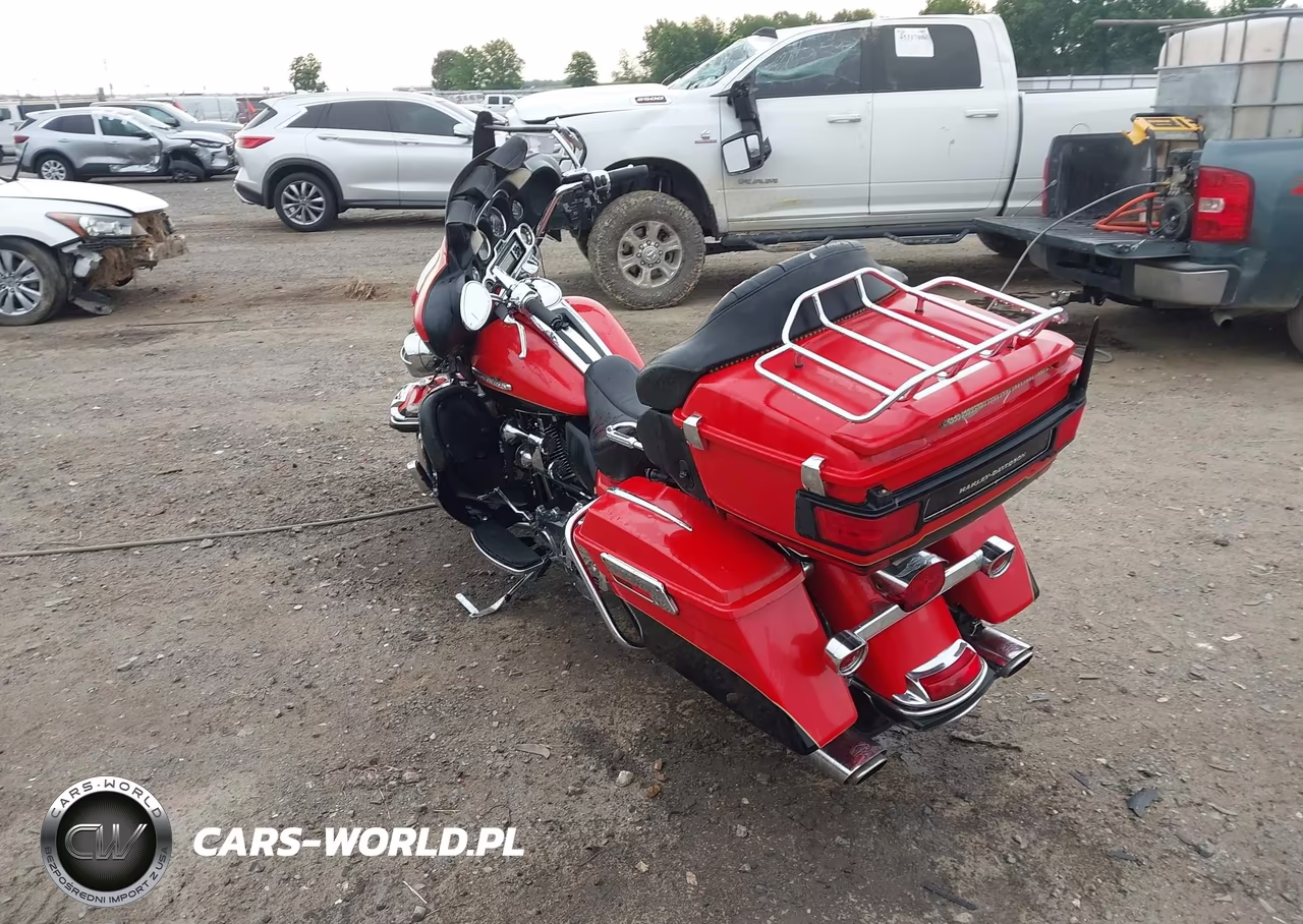 2010 Harley-Davidson Flhtk VIN:1HD1KEM17AB612392 - 3