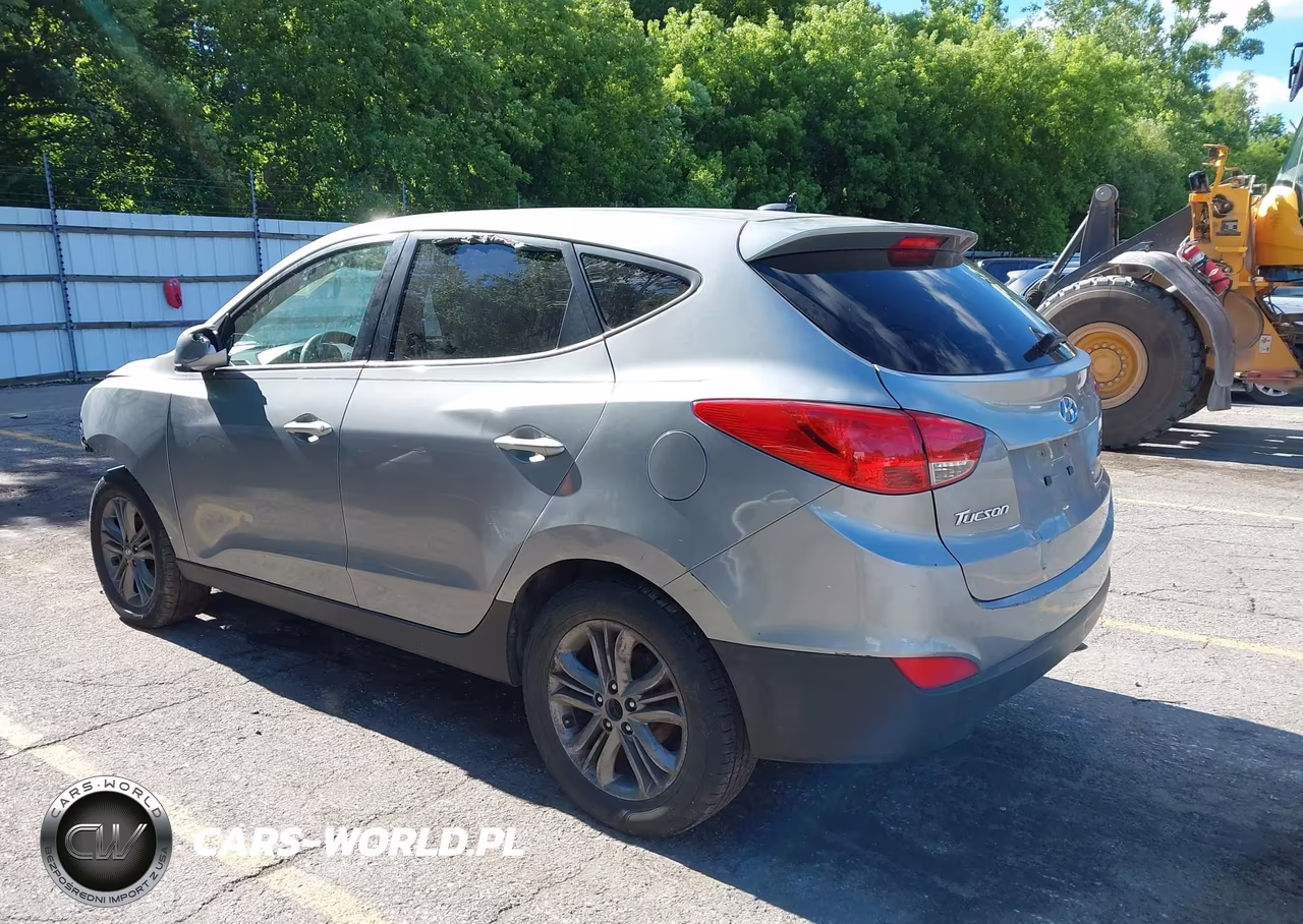2015 Hyundai Tucson Gls VIN:KM8JT3AF1FU116868 - 3