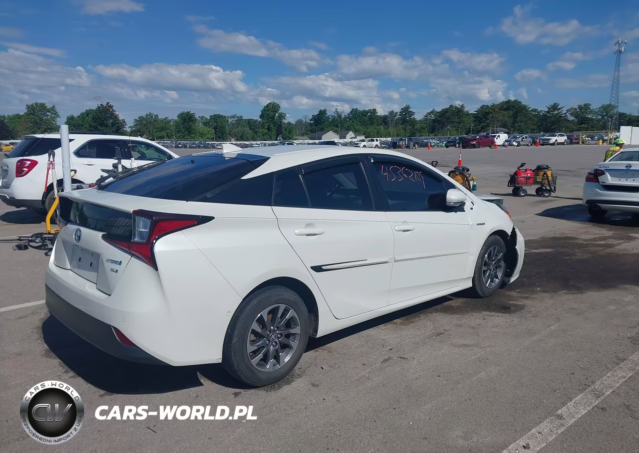 2019 Toyota Prius Xle VIN:JTDKARFU8K3073171 - 4