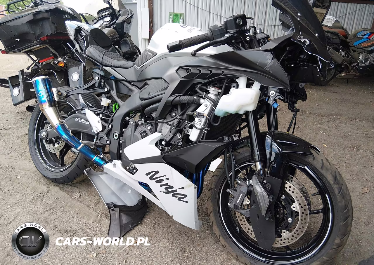 2025 Kawasaki Zx400 S