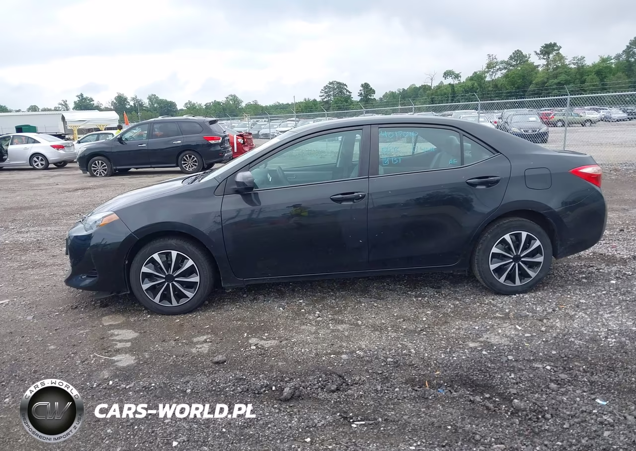 2018 Toyota Corolla Le VIN:2T1BURHEXJC101572 - 14