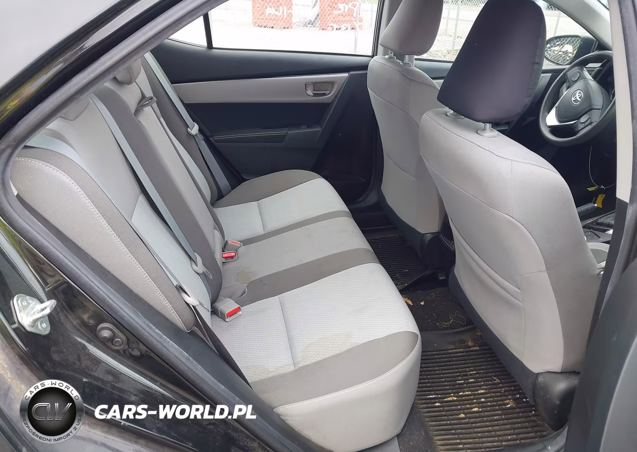 2018 Toyota Corolla Le VIN:2T1BURHEXJC101572 - 8