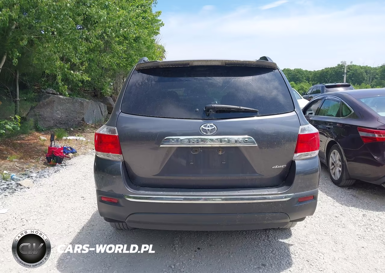 2013 Toyota Highlander Base Plus V6 VIN:5TDBK3EH0DS237271 - 16