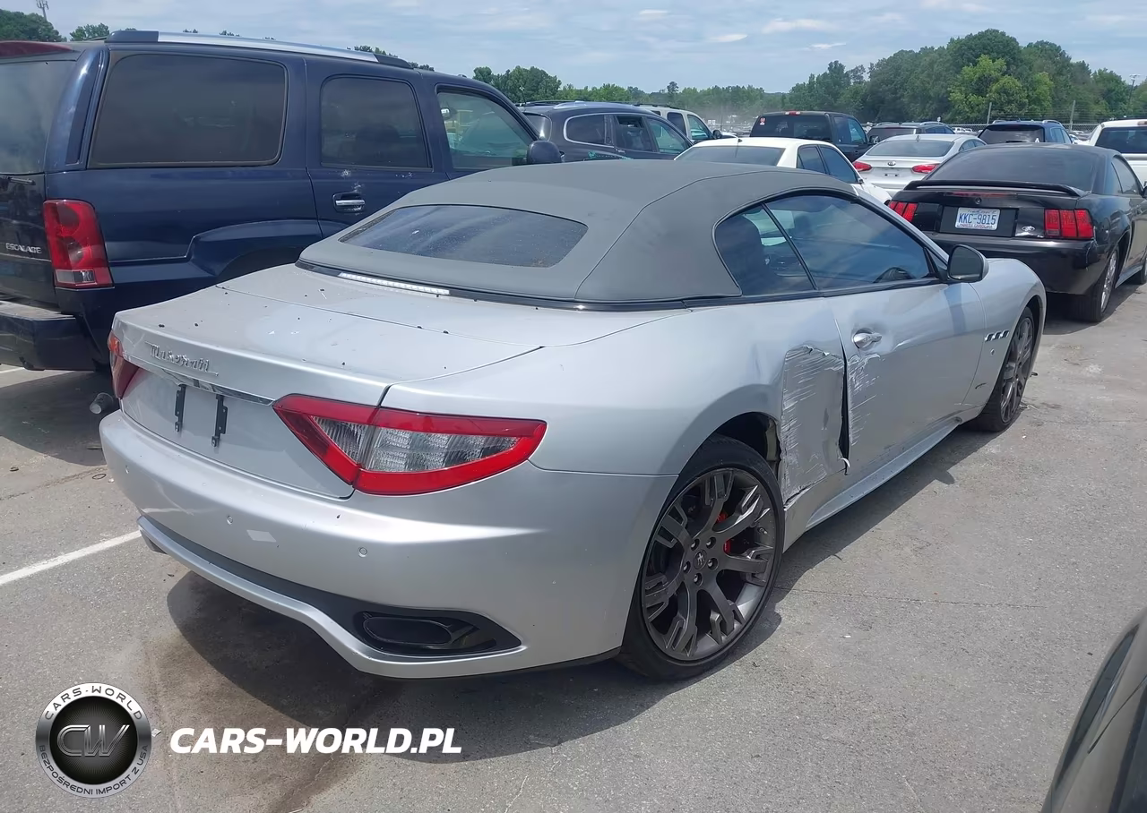 2015 Maserati Granturismo Mc-Mc Centennial-Sport VIN:ZAM45VMA7F0147973 - 4