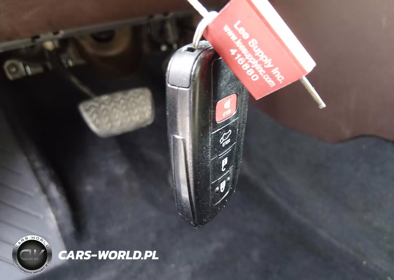 2020 Toyota Highlander Limited VIN:5TDYZRAH8LS020550 - 11
