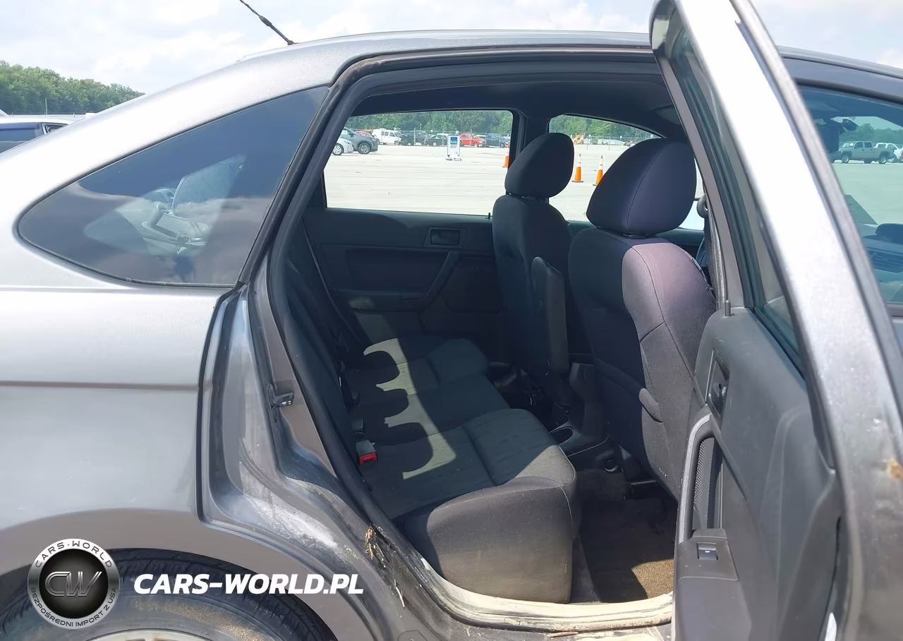 2011 Ford Focus Se VIN:1FAHP3FN8BW145473 - 8