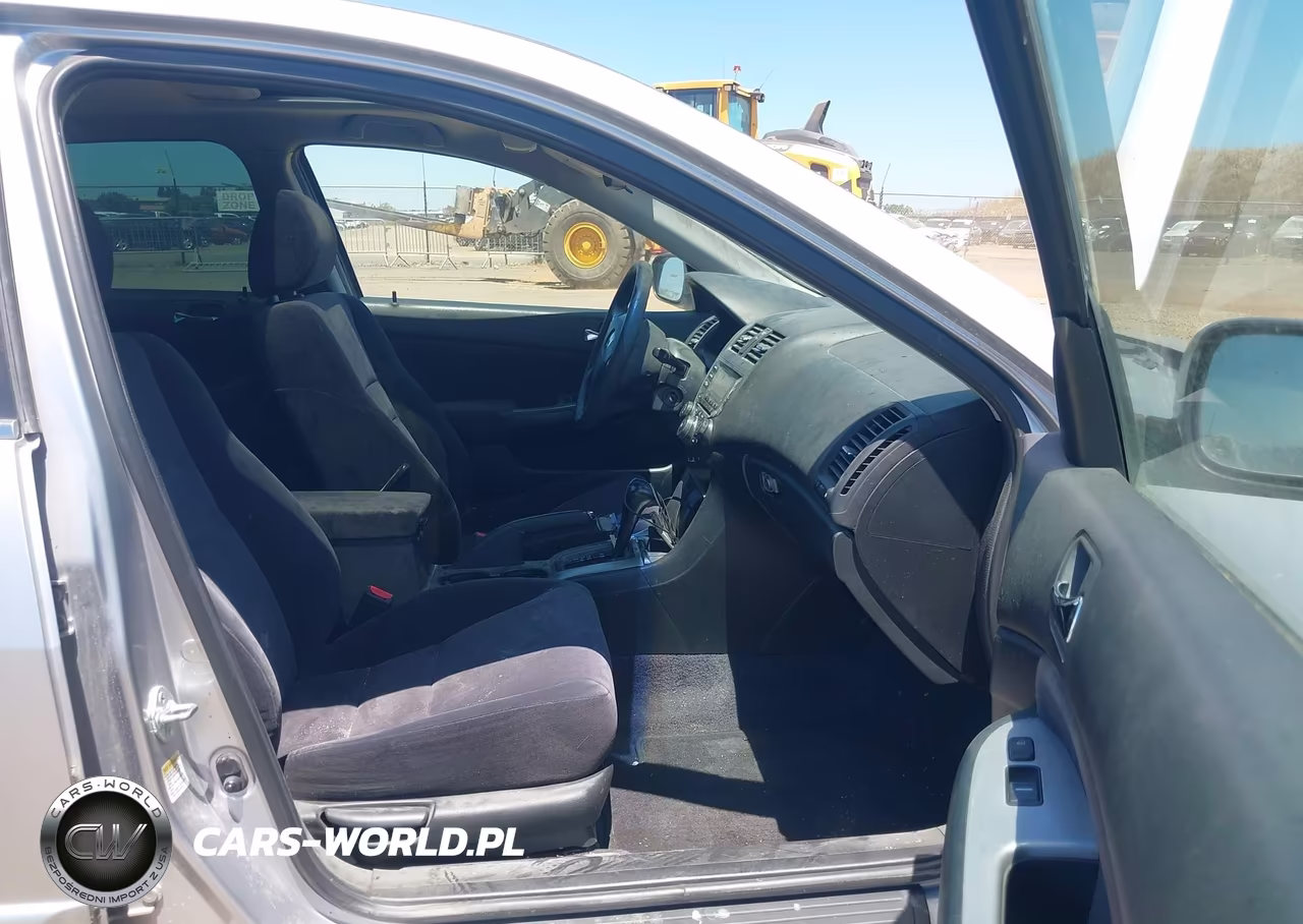 2004 Honda Accord 2.4 Ex VIN:JHMCM56644C020538 - 5
