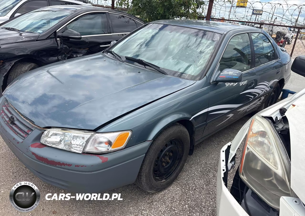 2001 Toyota Camry Le VIN:4T1BG22K01U866933 - 2