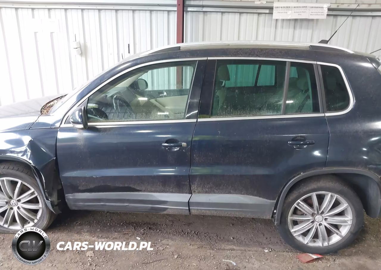 2011 Volkswagen Tiguan Se VIN:WVGBV7AX2BW534241 - 14