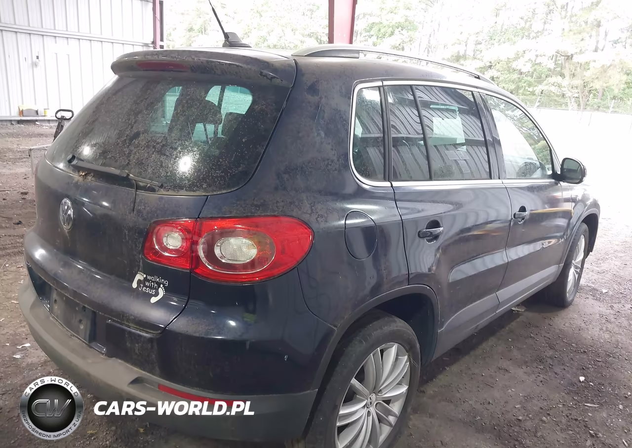 2011 Volkswagen Tiguan Se VIN:WVGBV7AX2BW534241 - 4