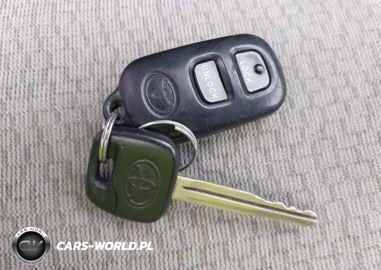 2004 Toyota Corolla Le VIN:1NXBR32E44Z275289 - 11