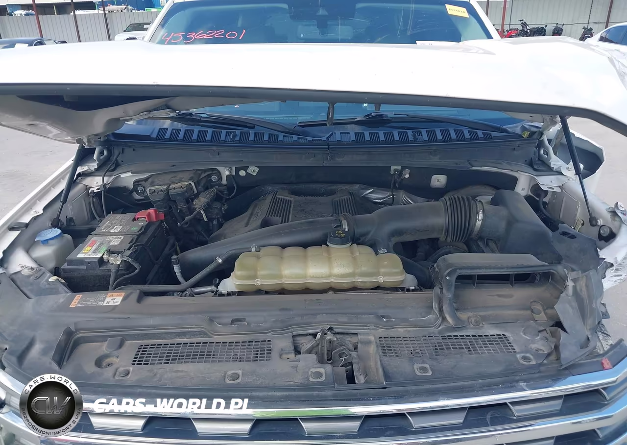 2019 Ford Expedition Xlt VIN:1FMJU1HT5KEA81673 - 10