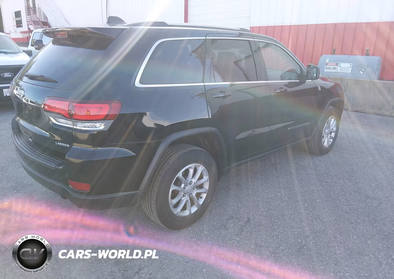 2021 Jeep Grand Cherokee Laredo E 4X4 VIN:1C4RJFAG5MC793660 - 4