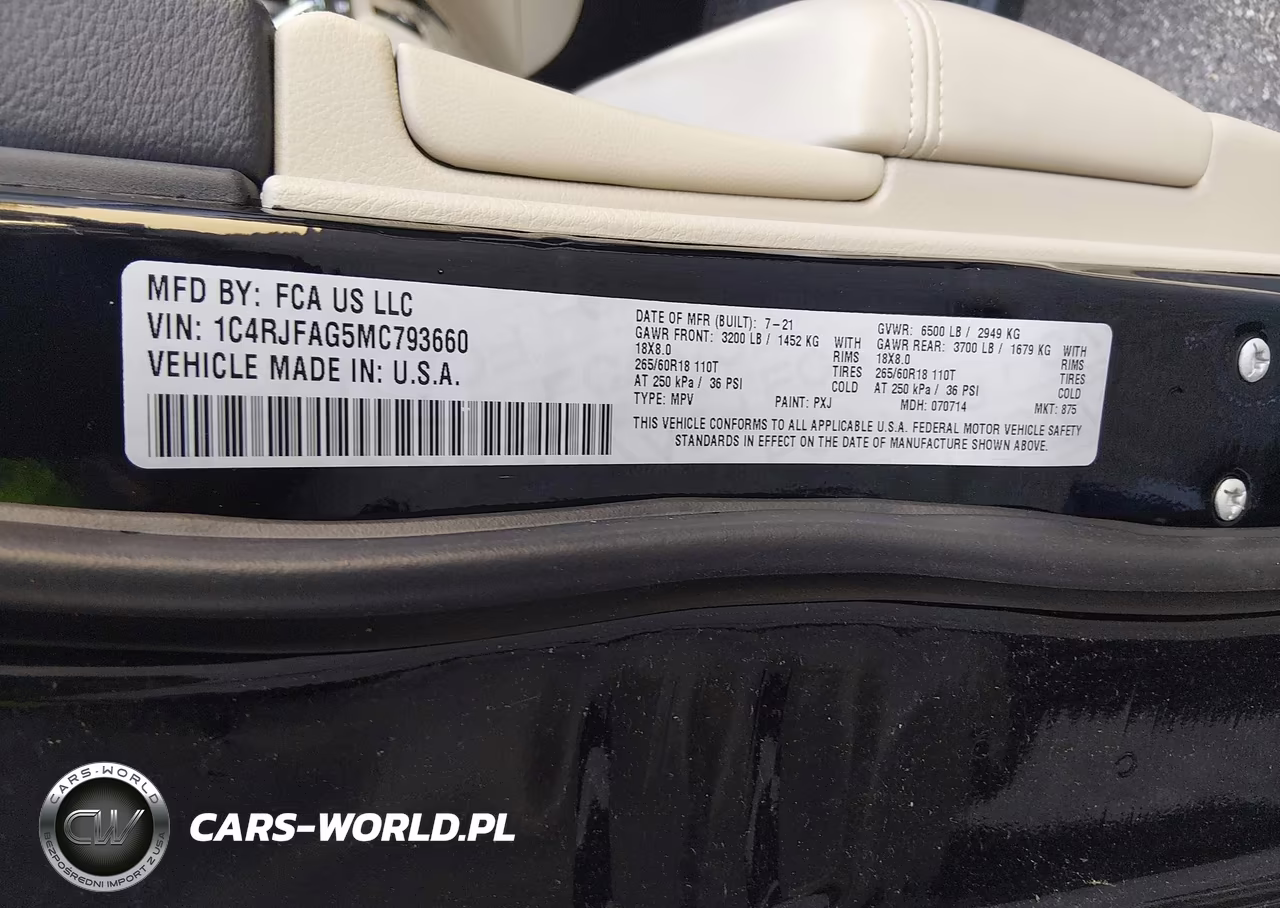 2021 Jeep Grand Cherokee Laredo E 4X4 VIN:1C4RJFAG5MC793660 - 9