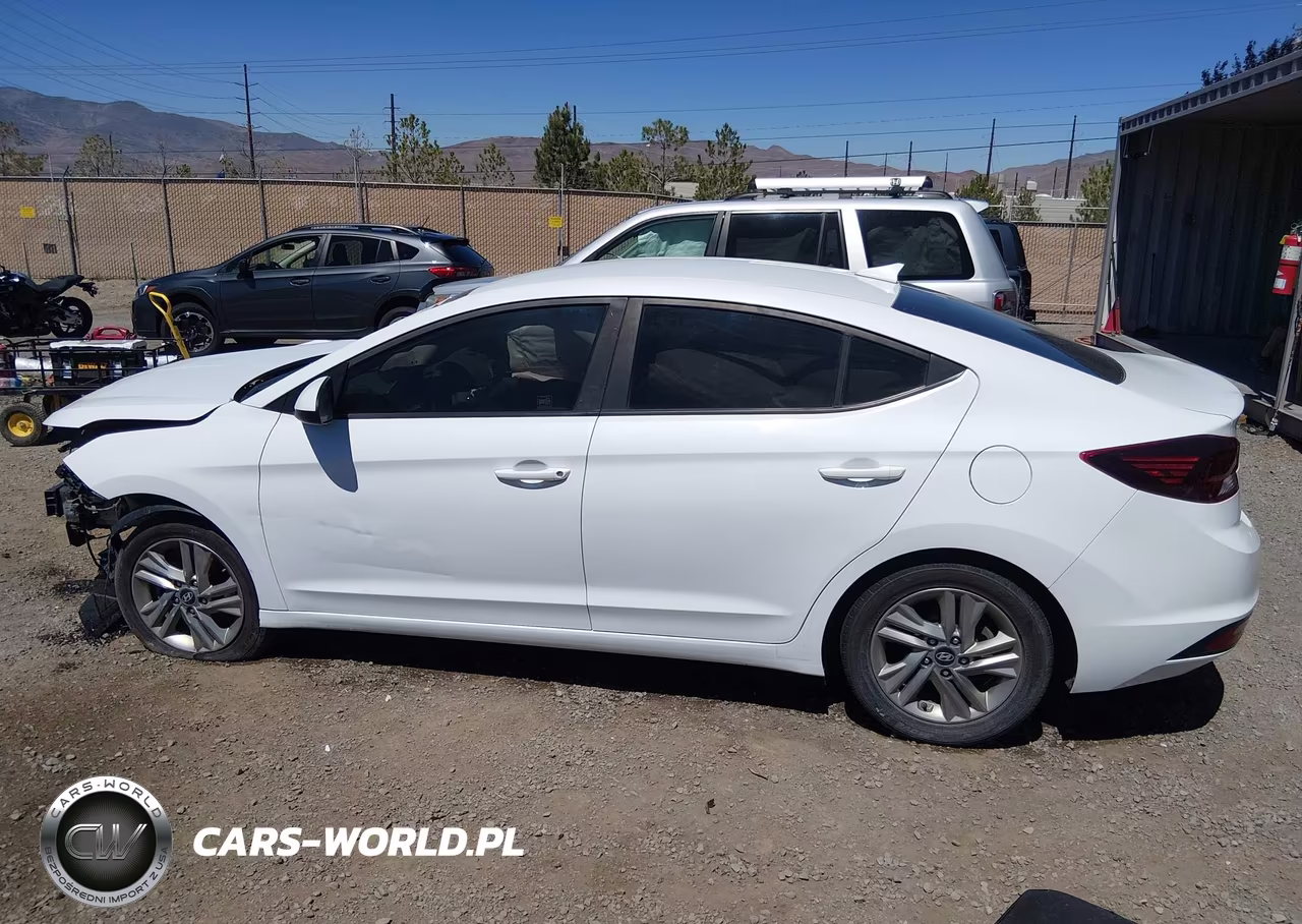 2019 Hyundai Elantra Sel VIN:5NPD84LF1KH449310 - 13