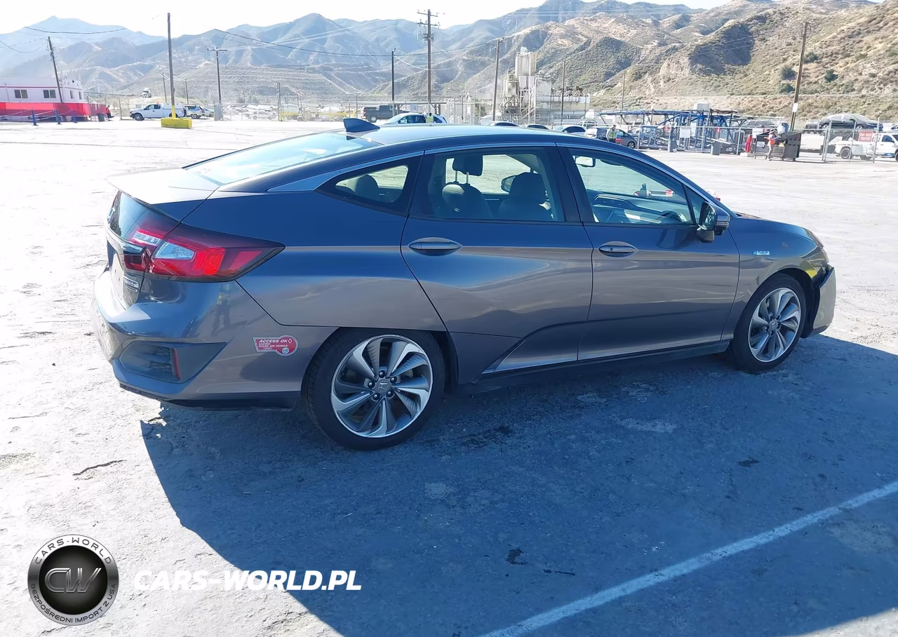 2019 Honda Clarity Plug-In Hybrid Touring VIN:JHMZC5F33KC004475 - 13