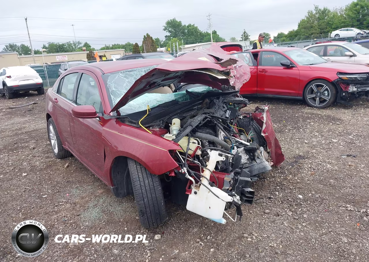 2014 Chrysler 200 Touring – zdjęcie 1 z 10