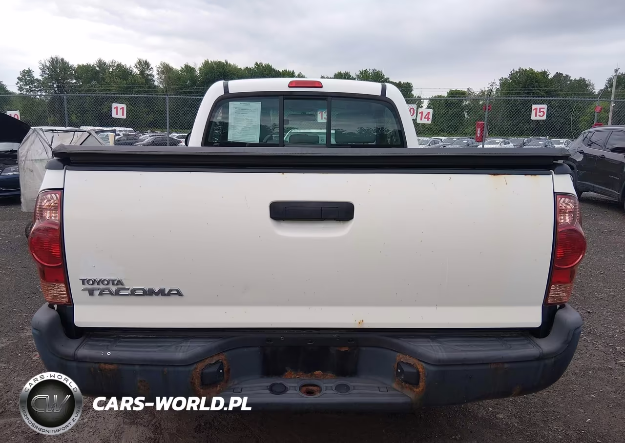 2014 Toyota Tacoma VIN:5TFNX4CN3EX038899 - 16