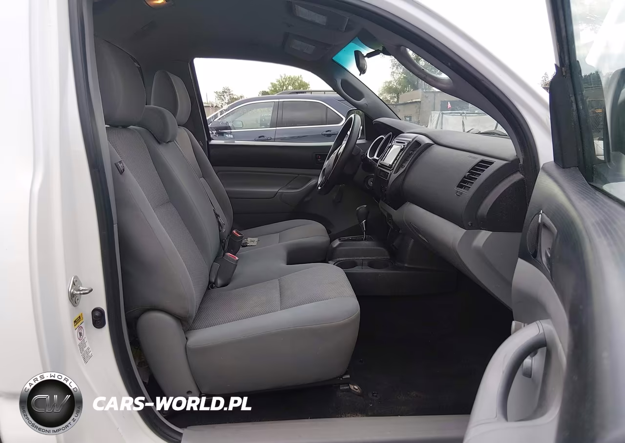 2014 Toyota Tacoma VIN:5TFNX4CN3EX038899 - 5