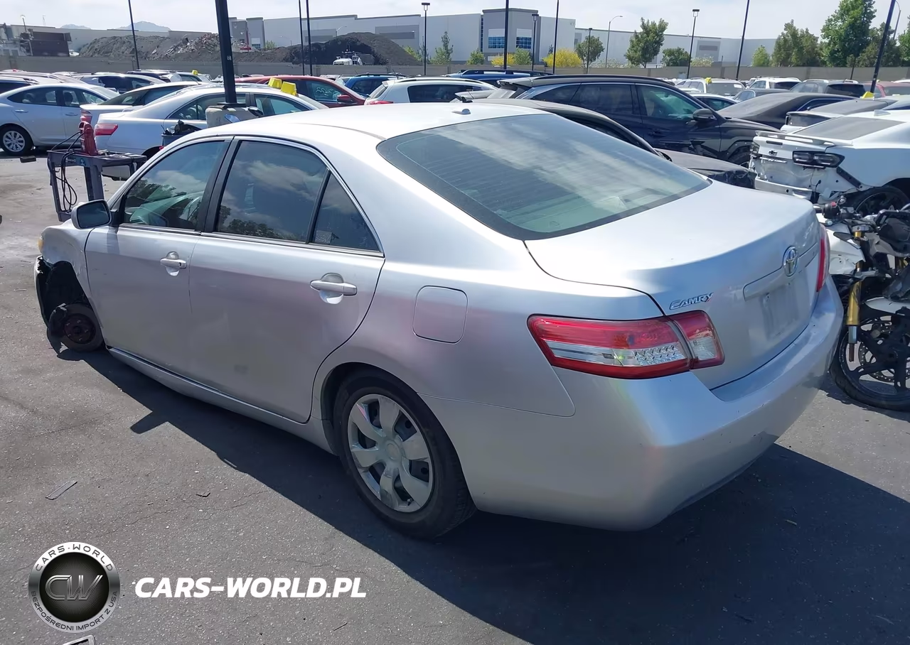 2011 Toyota Camry Le VIN:4T1BF3EKXBU209899 - 3