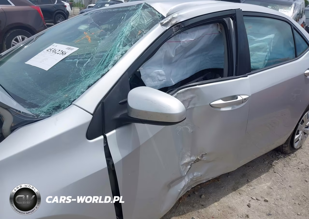 2014 Toyota Corolla Le VIN:5YFBURHE0EP079555 - 6
