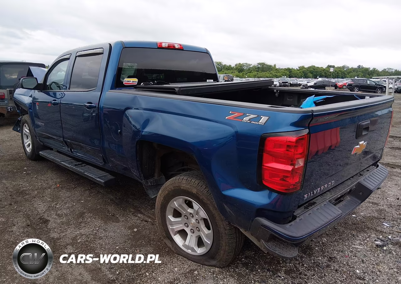 2018 Chevrolet Silverado 1500 2Lt VIN:3GCUKREC0JG531649 - 3