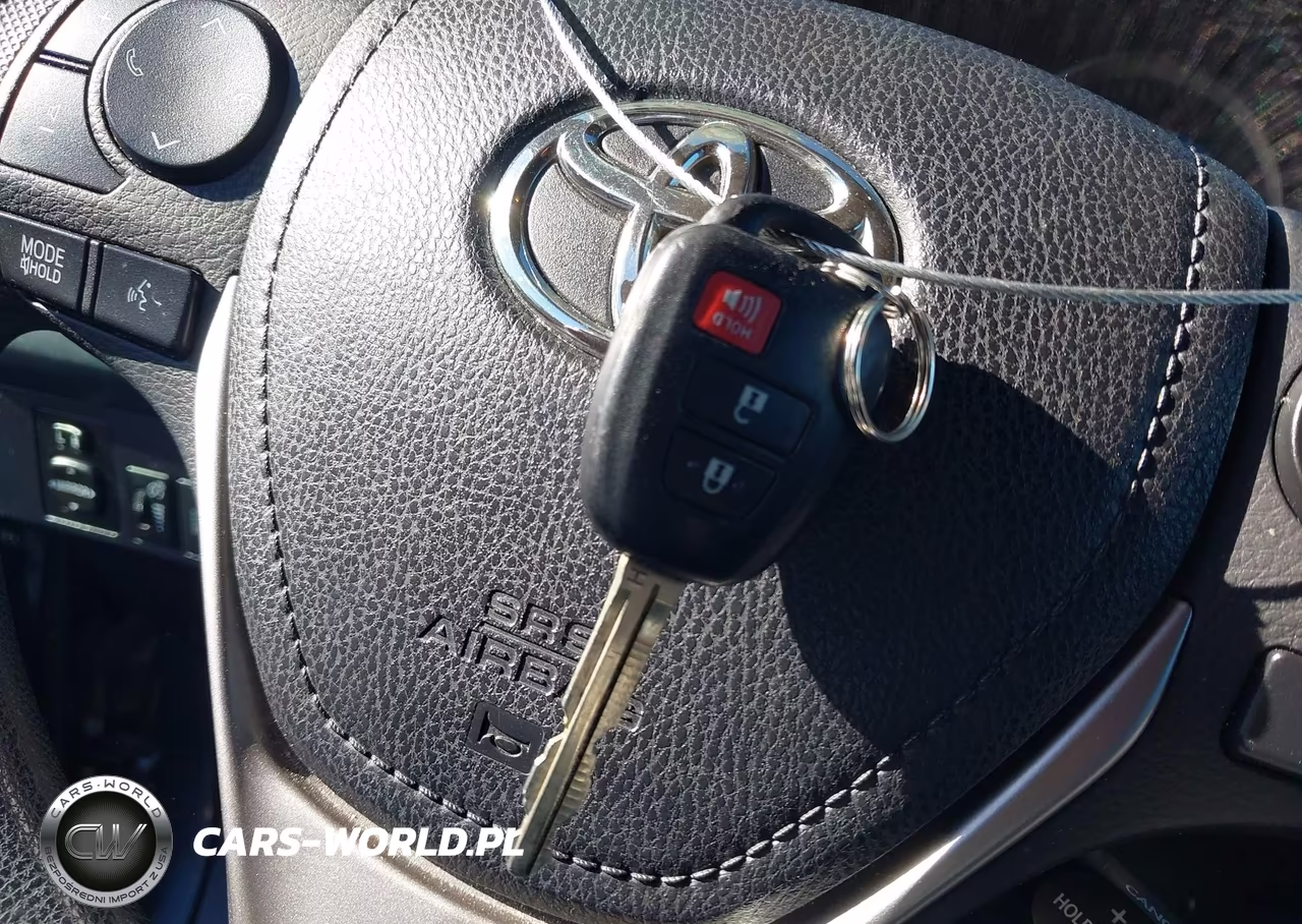 2018 Toyota Rav4 Le VIN:2T3ZFREV1JW516640 - 11