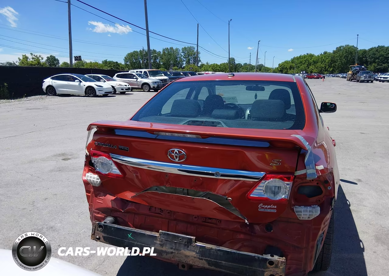 2013 Toyota Corolla S Special Edition VIN:2T1BU4EE8DC073220 - 17