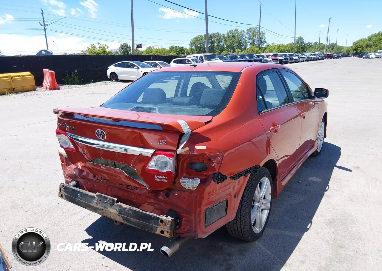 2013 Toyota Corolla S Special Edition VIN:2T1BU4EE8DC073220 - 4