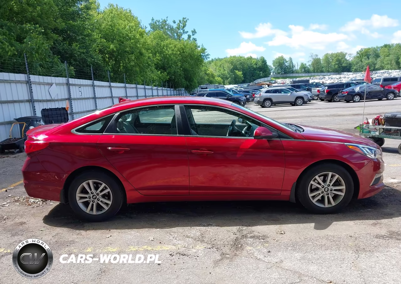 2015 Hyundai Sonata Se VIN:5NPE24AF3FH144261 - 13
