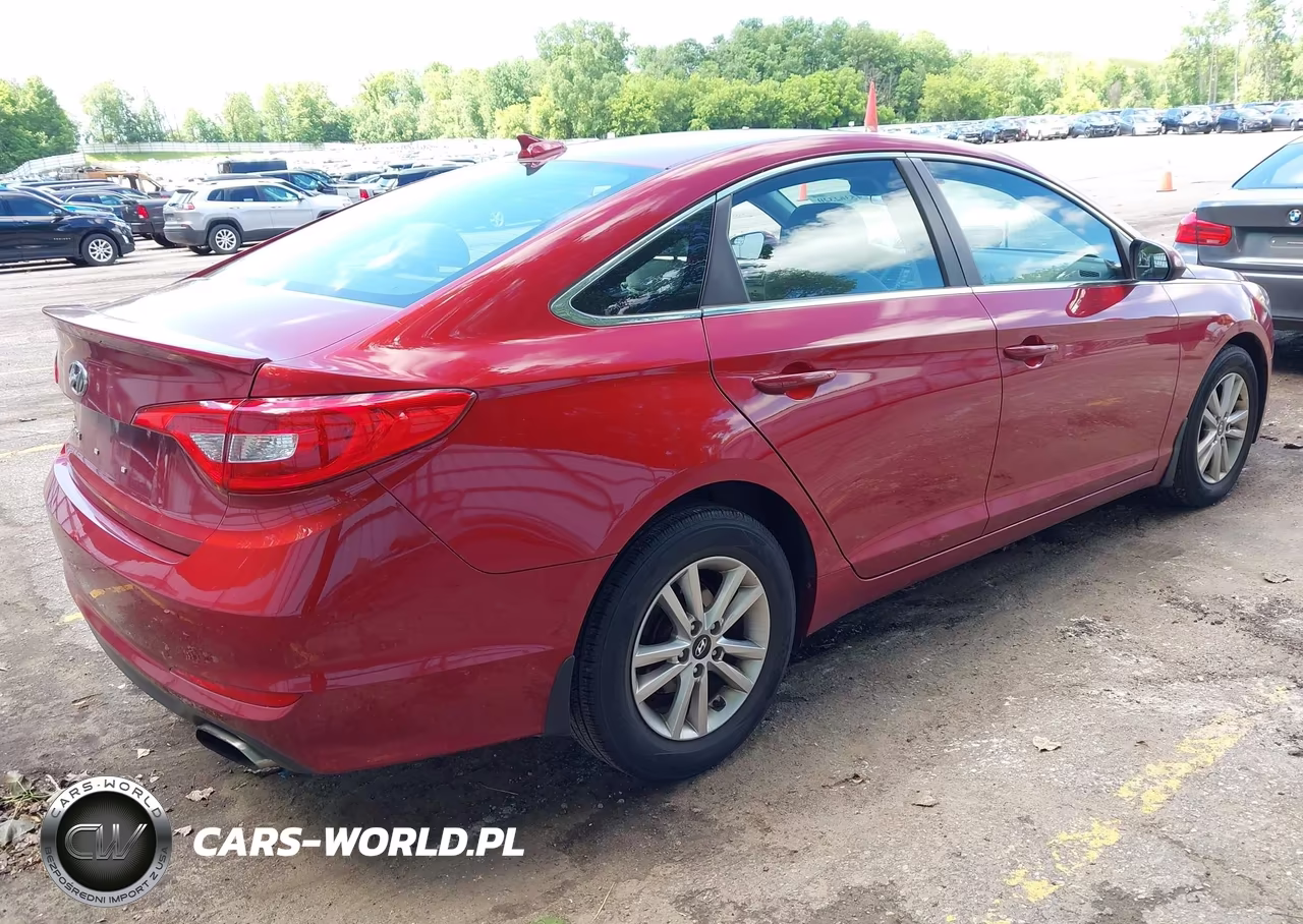 2015 Hyundai Sonata Se VIN:5NPE24AF3FH144261 - 4