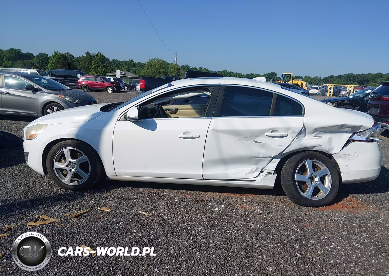 2013 Volvo S60 T5 VIN:YV1612FH9D2183175 - 14