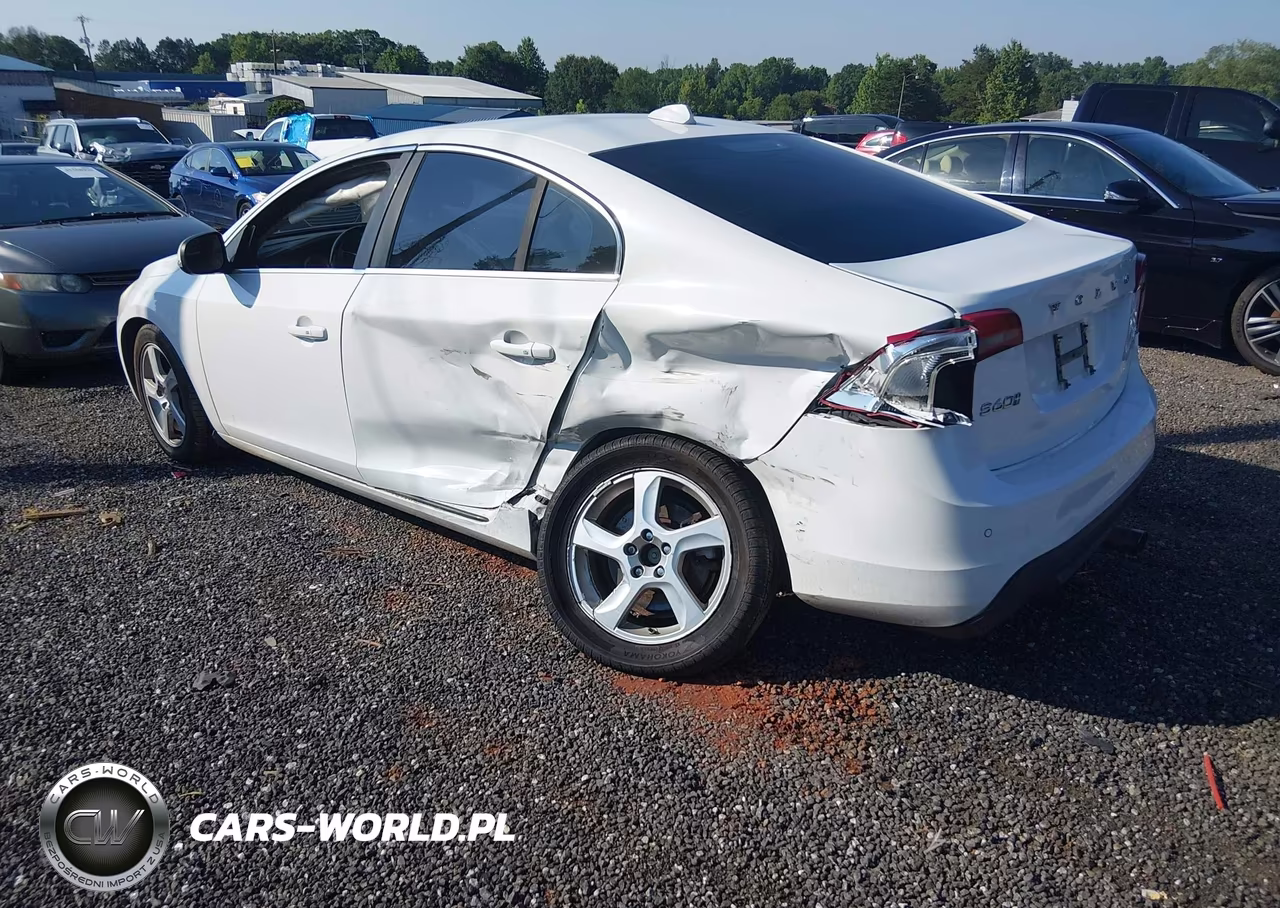 2013 Volvo S60 T5 VIN:YV1612FH9D2183175 - 3