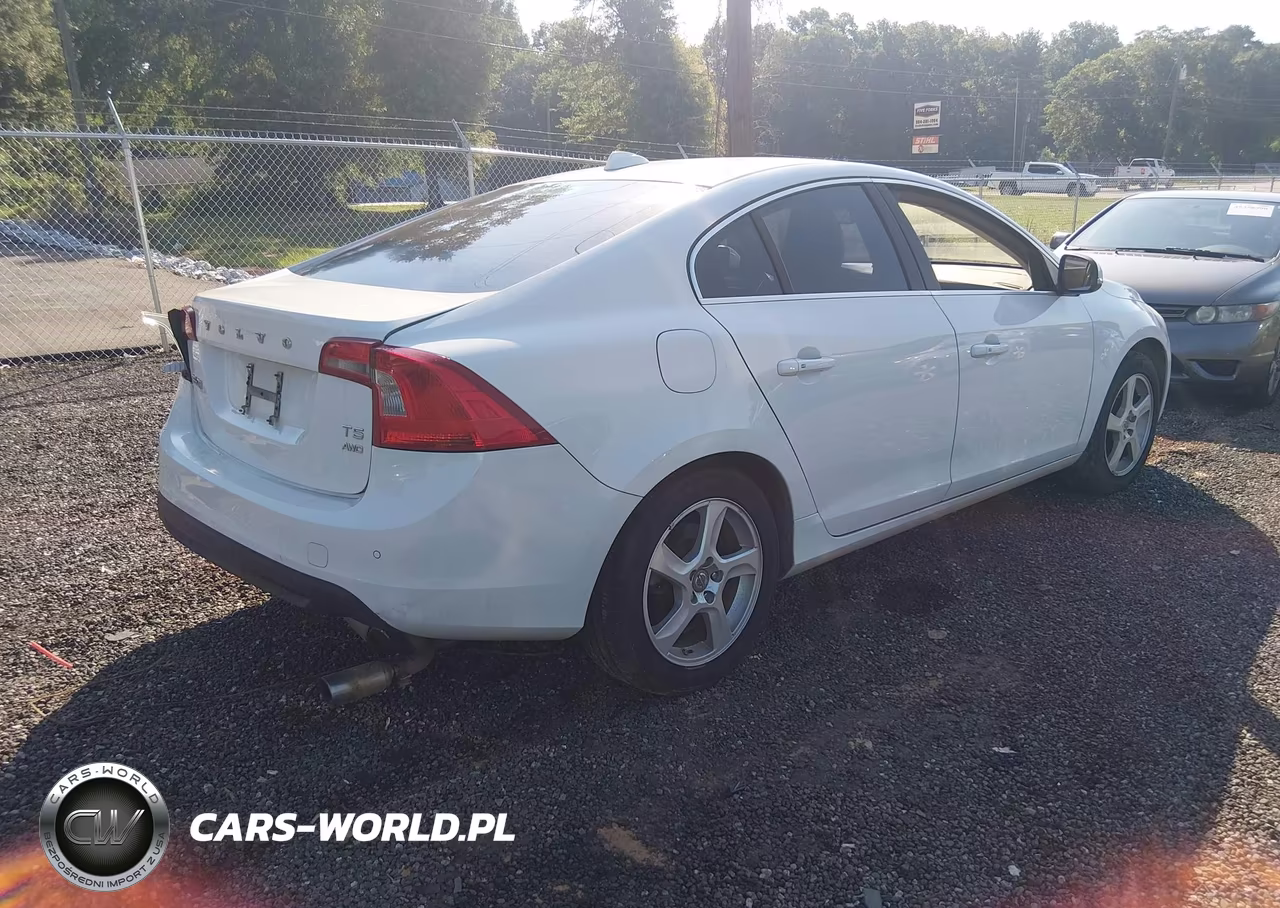 2013 Volvo S60 T5 VIN:YV1612FH9D2183175 - 4