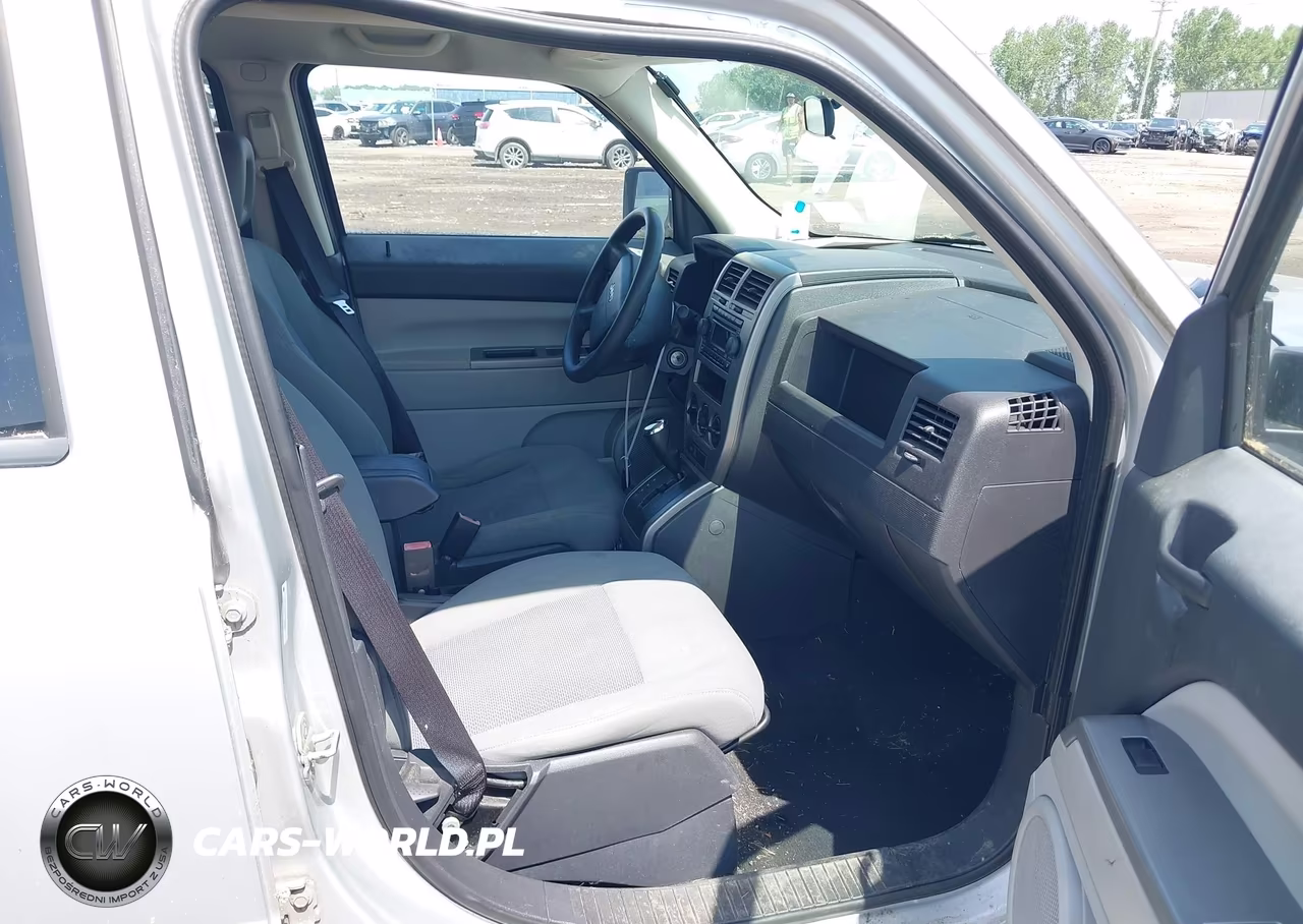 2007 Jeep Patriot Sport VIN:1J8FF28W47D356864 - 5
