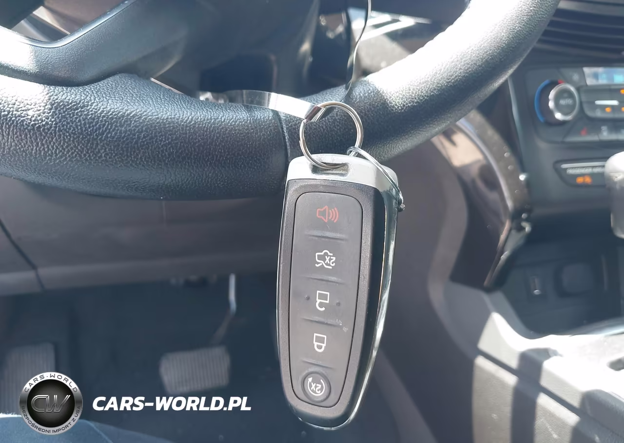 2017 Ford Escape Titanium VIN:1FMCU9J91HUC75878 - 11