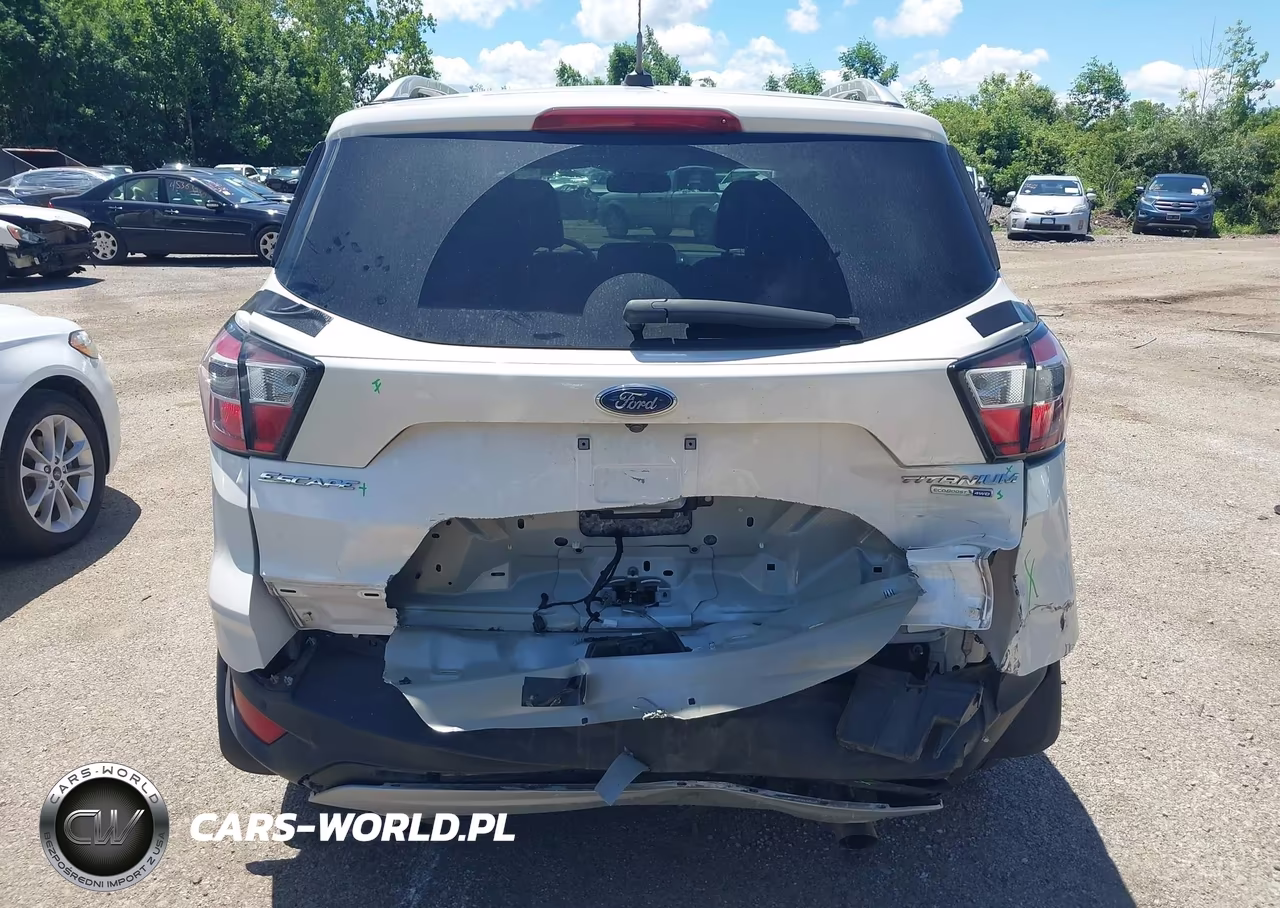 2017 Ford Escape Titanium VIN:1FMCU9J91HUC75878 - 16