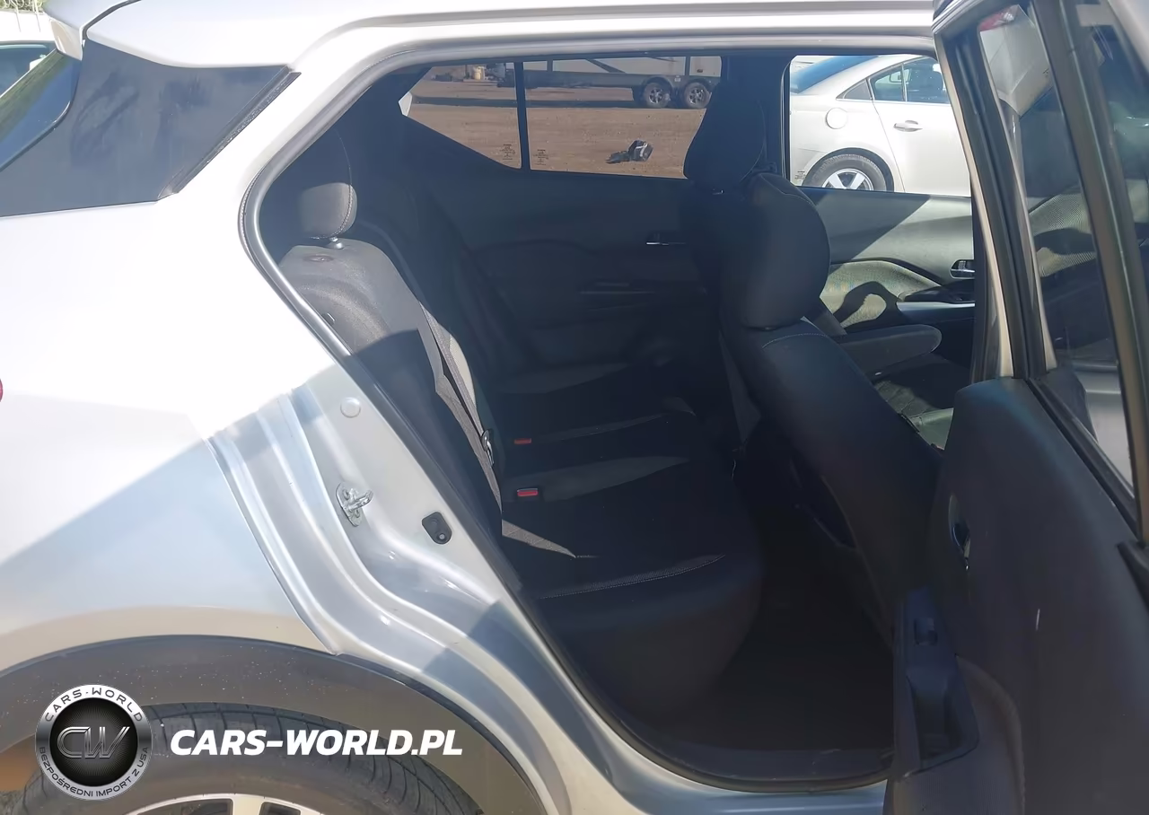 2019 Nissan Kicks Sv VIN:3N1CP5CU9KL551119 - 8