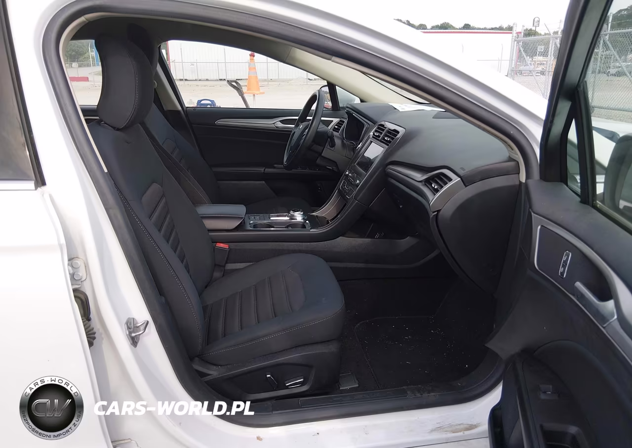 2019 Ford Fusion Hybrid Se VIN:3FA6P0LU5KR149534 - 5