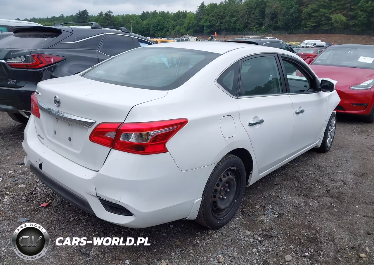 2019 Nissan Sentra S VIN:3N1AB7AP3KY449431 - 4