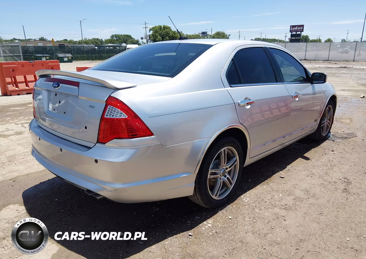 2012 Ford Fusion Se VIN:3FAHP0HA9CR402833 - 4