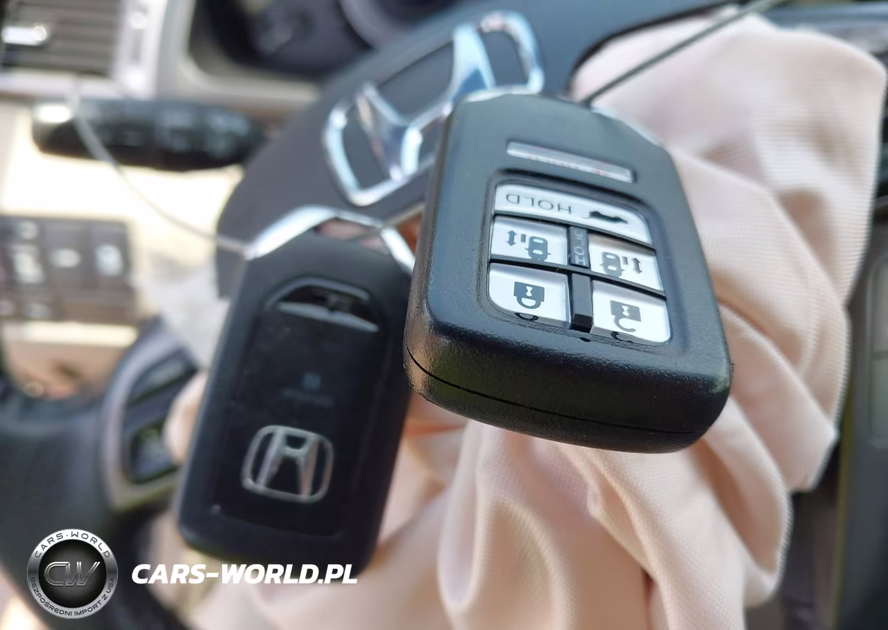2014 Honda Odyssey Touring-Touring Elite VIN:5FNRL5H99EB053769 - 11