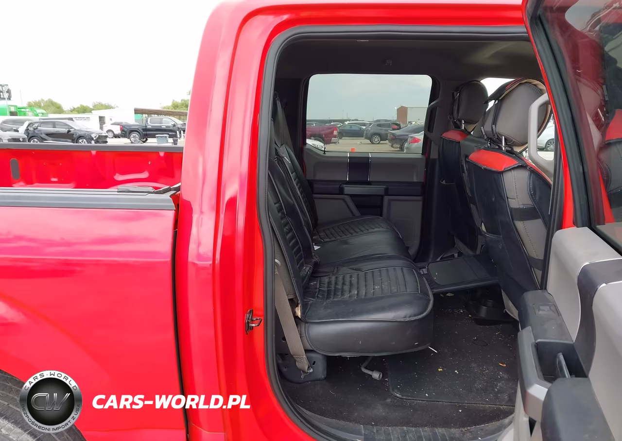 2018 Ford F-150 Xlt VIN:1FTEW1CG8JKE16208 - 8