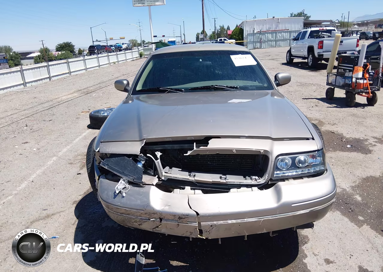 2003 Ford Crown Victoria Standard VIN:2FAFP73W63X108861 - 13