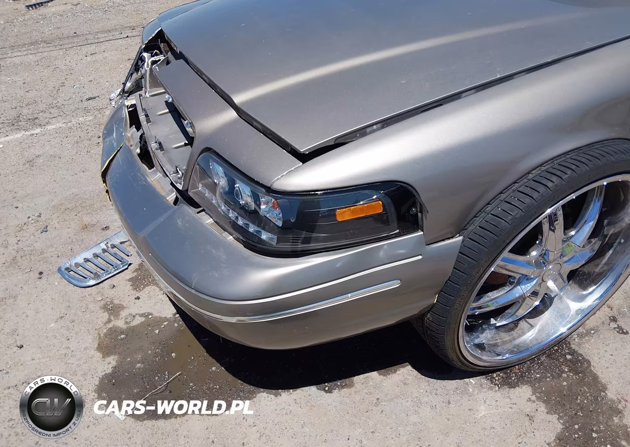 2003 Ford Crown Victoria Standard VIN:2FAFP73W63X108861 - 6