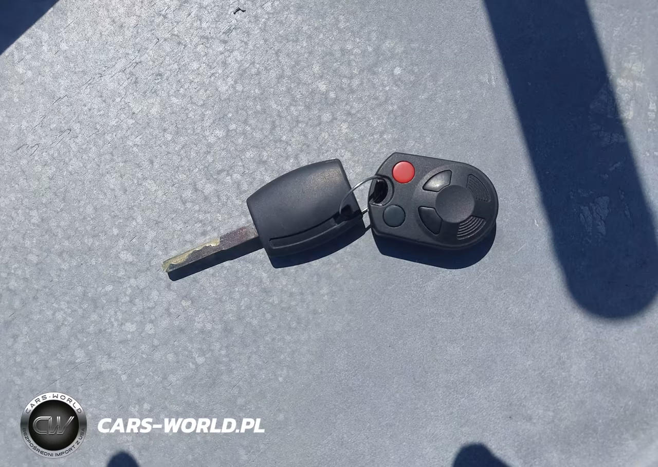 2018 Ford Escape Se VIN:1FMCU9GD3JUB70891 - 11