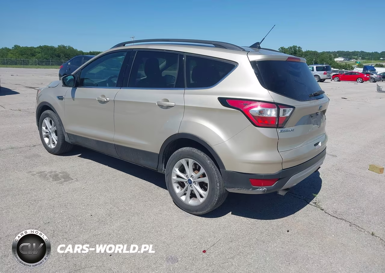 2018 Ford Escape Se VIN:1FMCU9GD3JUB70891 - 3