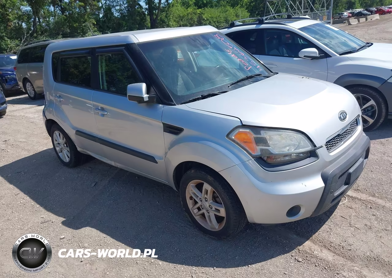 2011 Kia Soul +