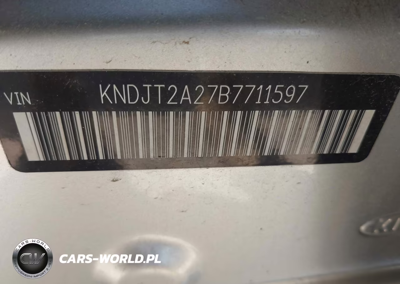 2011 Kia Soul + VIN:KNDJT2A27B7711597 - 9